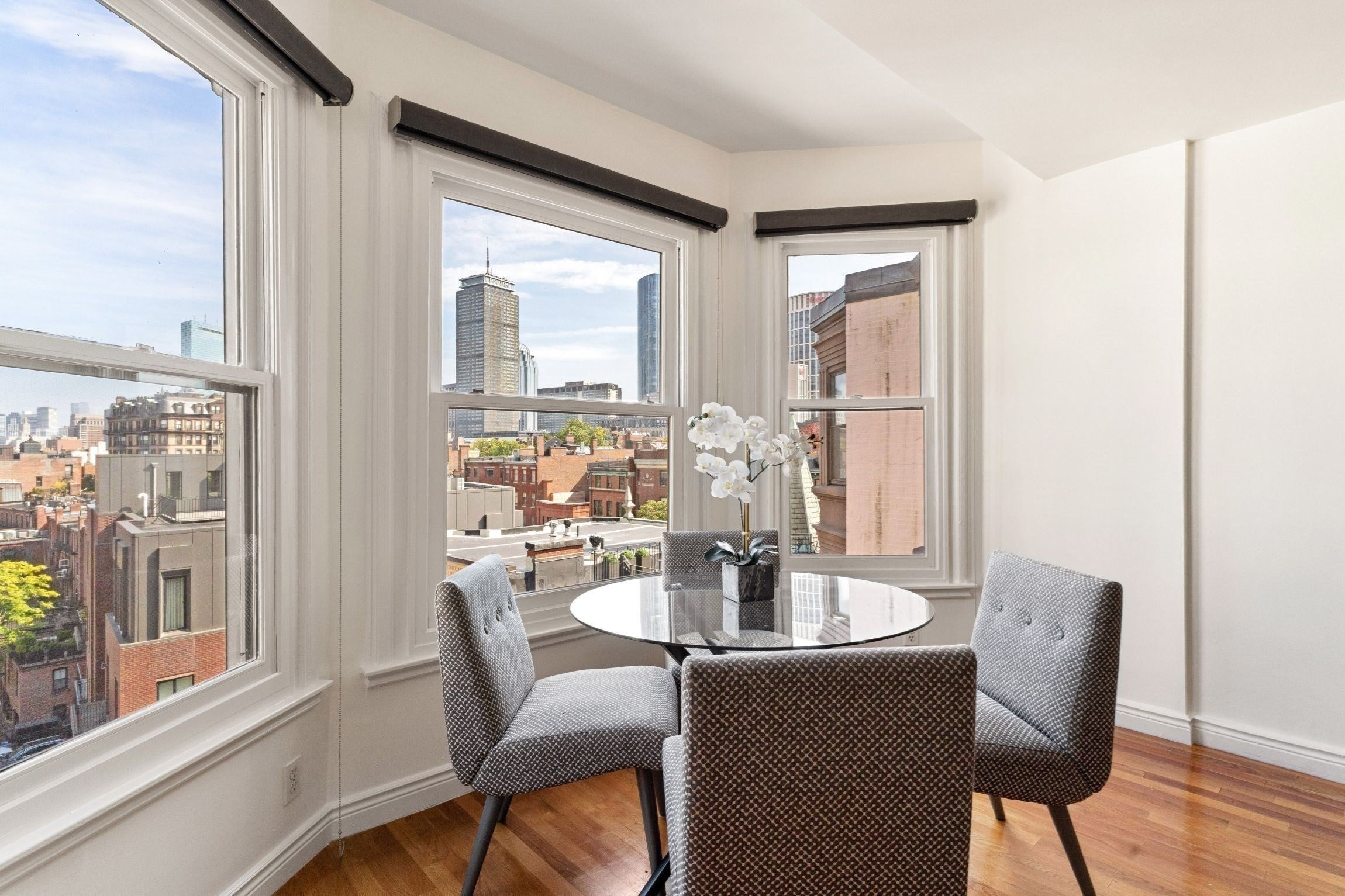 Photo of 4 Charlesgate E, Boston, MA