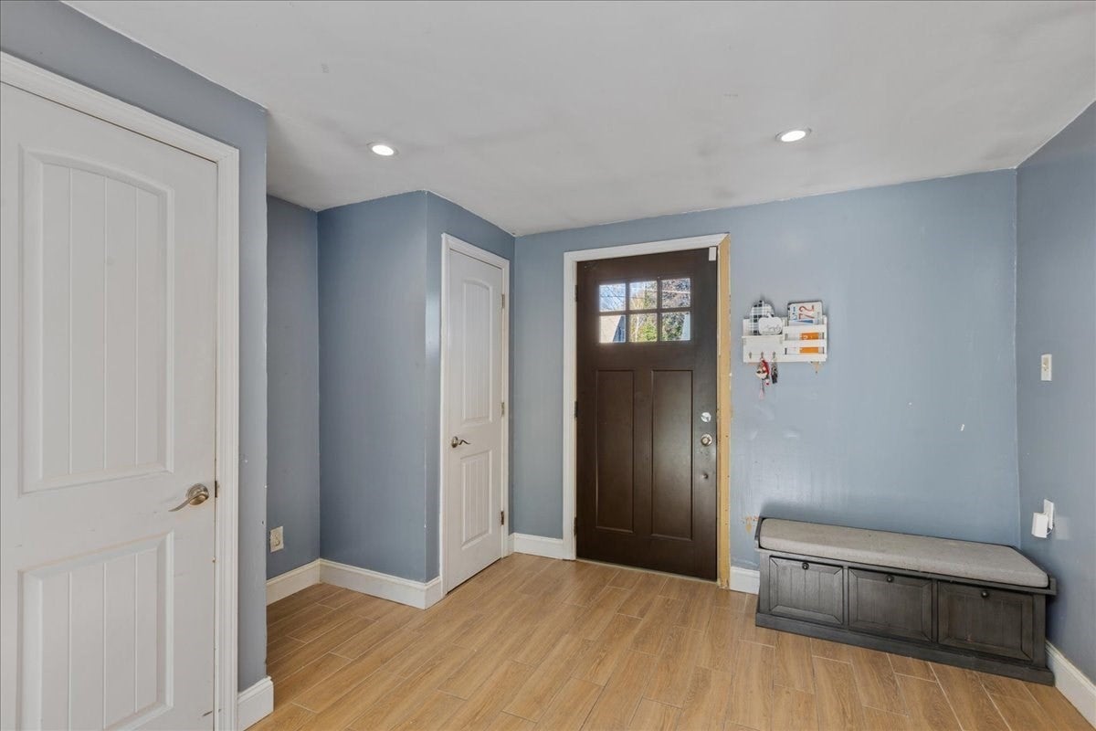 53 Seventeenth St, Lowell, MA, 53 Seventeenth St, Lowell, MA Photo #17
