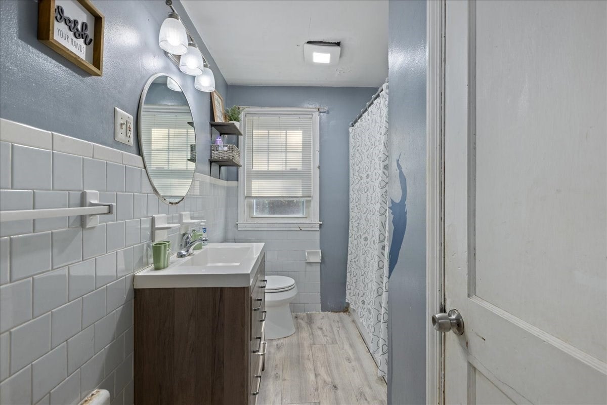 53 Seventeenth St, Lowell, MA, 53 Seventeenth St, Lowell, MA Photo #11