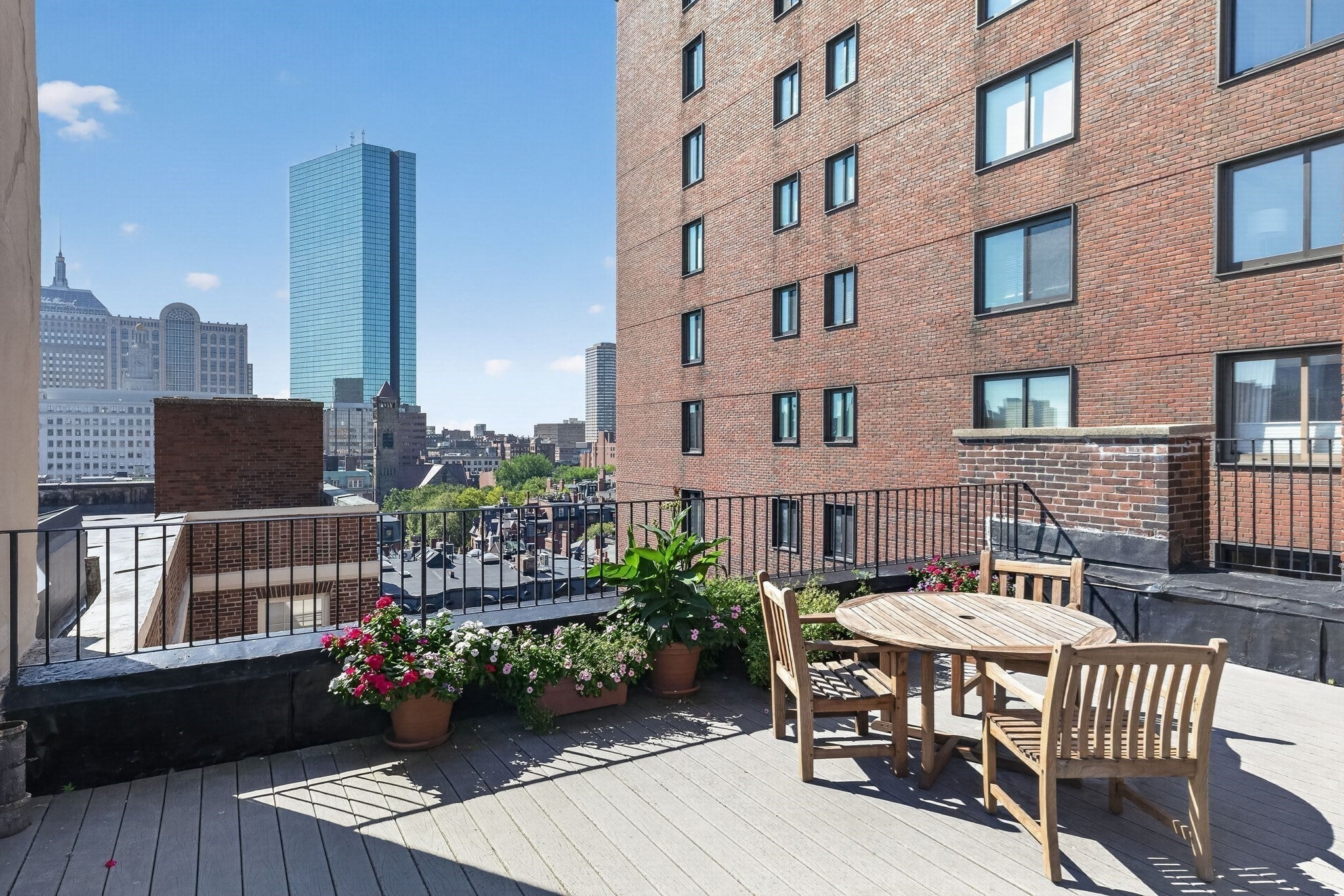 172 Beacon St #3, Boston, MA Photo #39