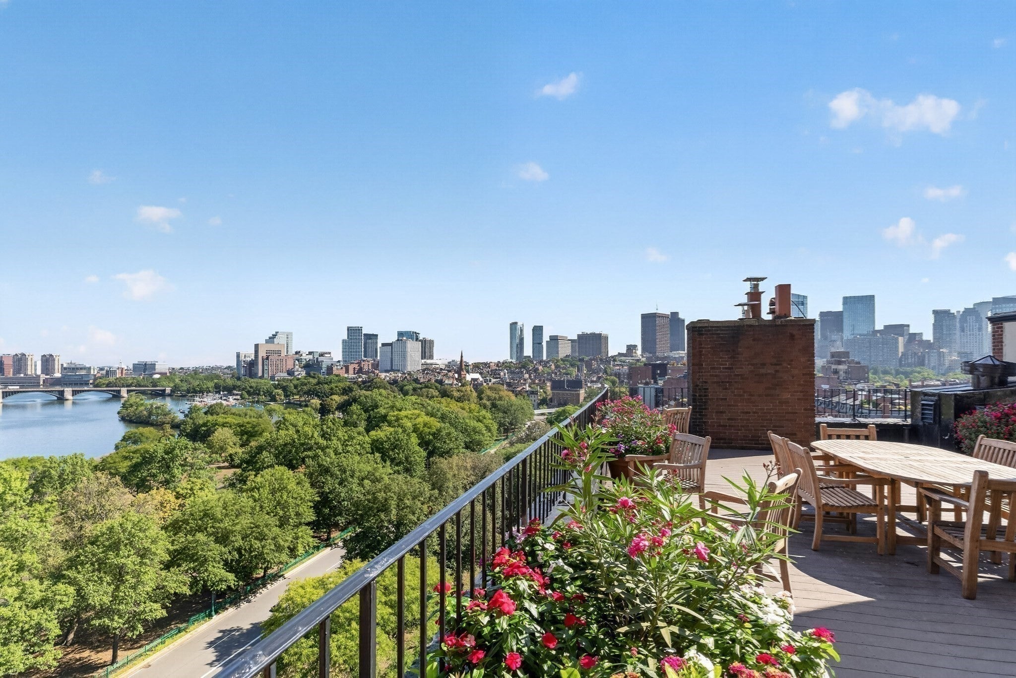 172 Beacon St #3, Boston, MA Photo #38
