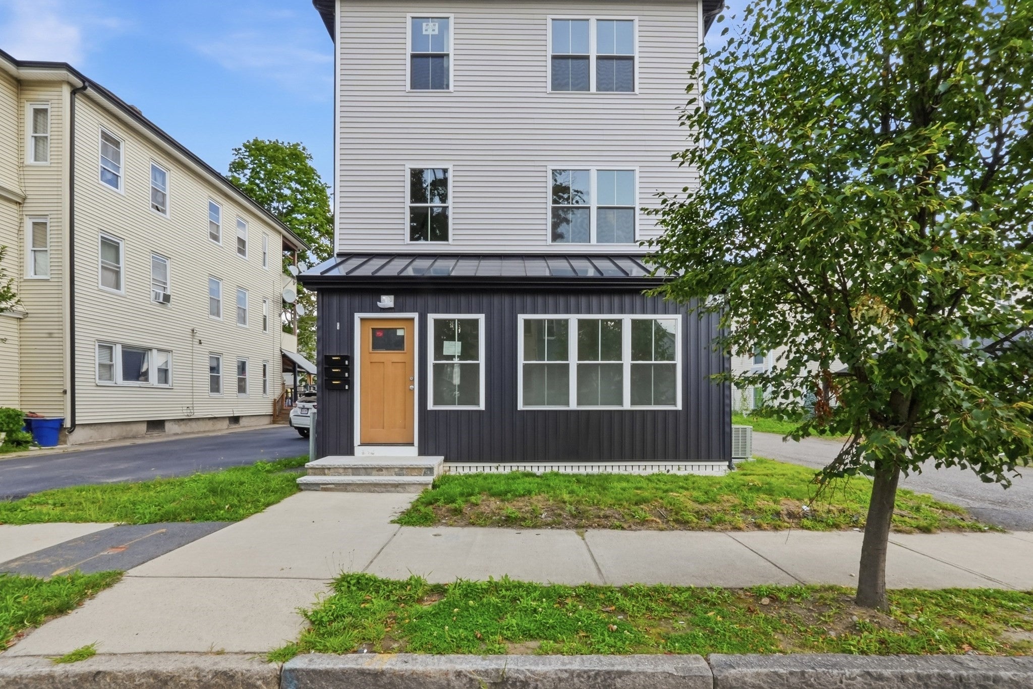 71 Dewey St 1,2,3, Worcester, MA, 71 Dewey St 1,2,3, Worcester, MA Photo #3