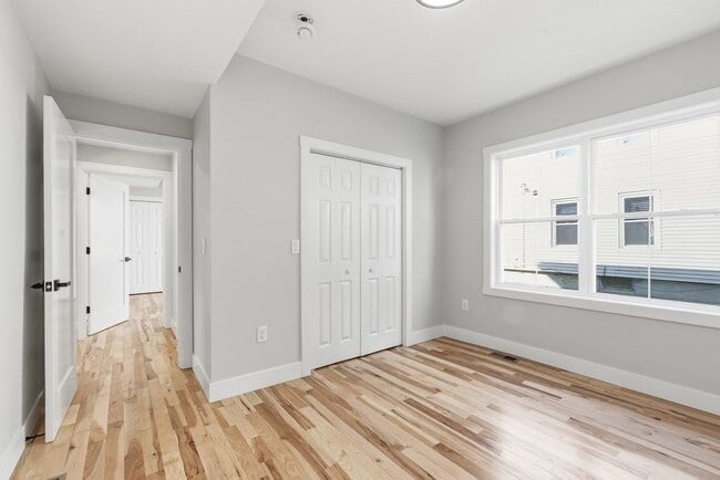 71 Dewey St 1,2,3, Worcester, MA, 71 Dewey St 1,2,3, Worcester, MA Photo #6