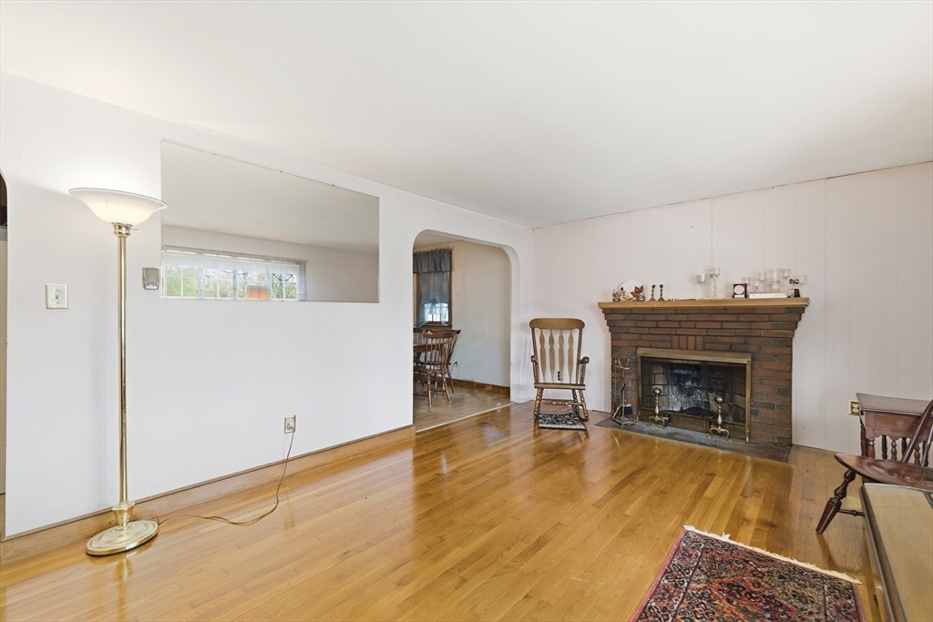 377 Summer St, Weymouth, MA Photo #9
