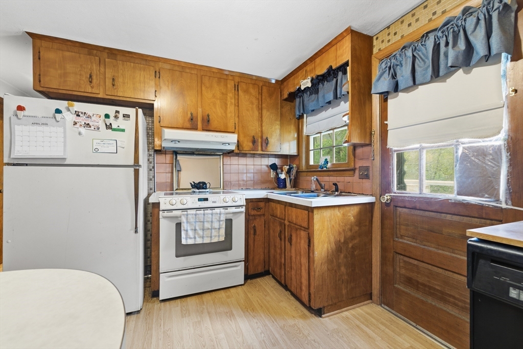 377 Summer St, Weymouth, MA Photo #3
