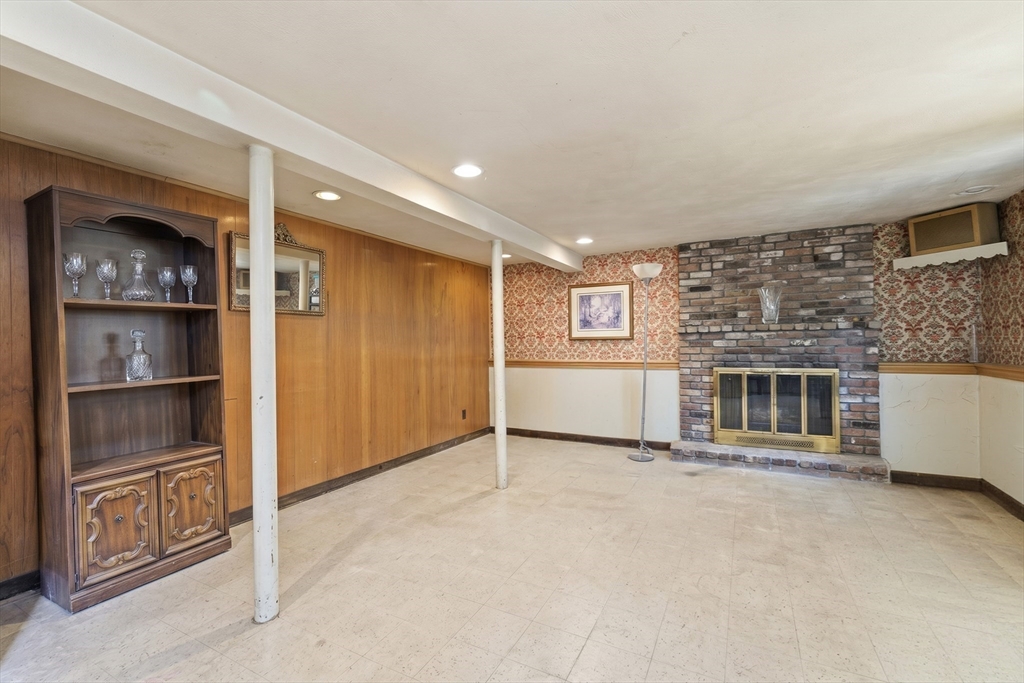 377 Summer St, Weymouth, MA Photo #20
