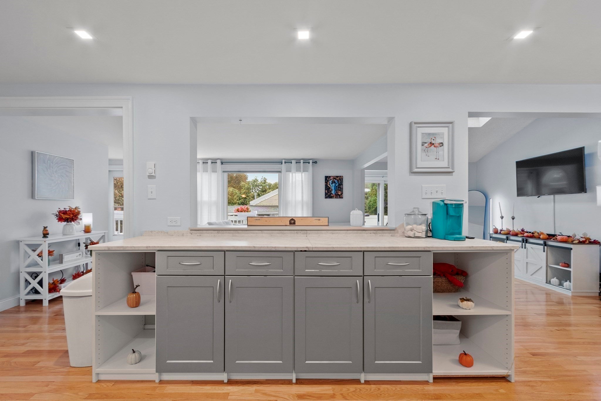 273 Washington St #2, Gloucester, MA, 273 Washington St #2, Gloucester, MA Photo #3