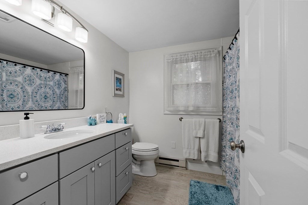 273 Washington St #2, Gloucester, MA, 273 Washington St #2, Gloucester, MA Photo #12
