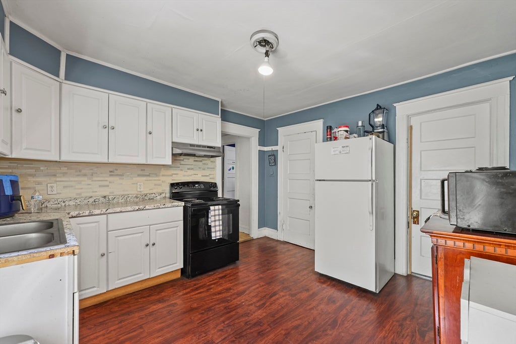 38-40 Grove St, Pittsfield, MA Photo #14