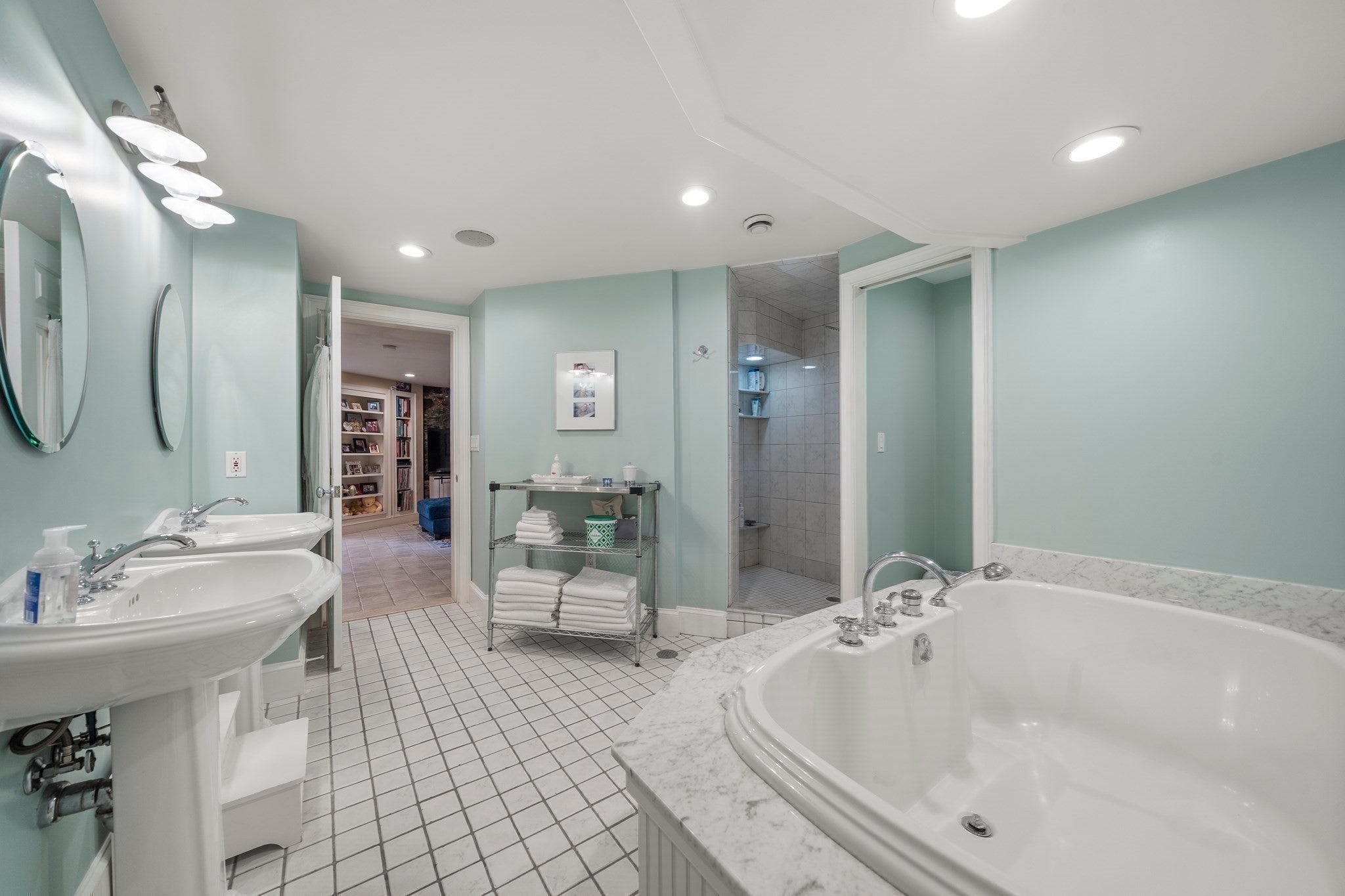35 Grandview Ave #1, Medford, MA, 35 Grandview Ave #1, Medford, MA Photo #31