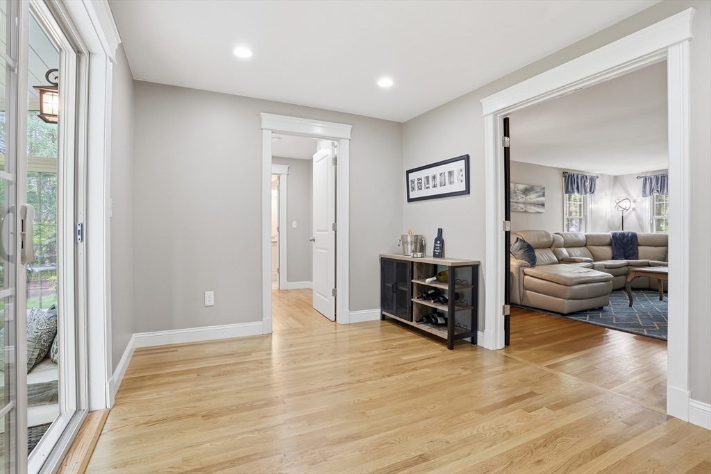 46 Hayden Lane, Bedford, MA, 46 Hayden Lane, Bedford, MA Photo #19