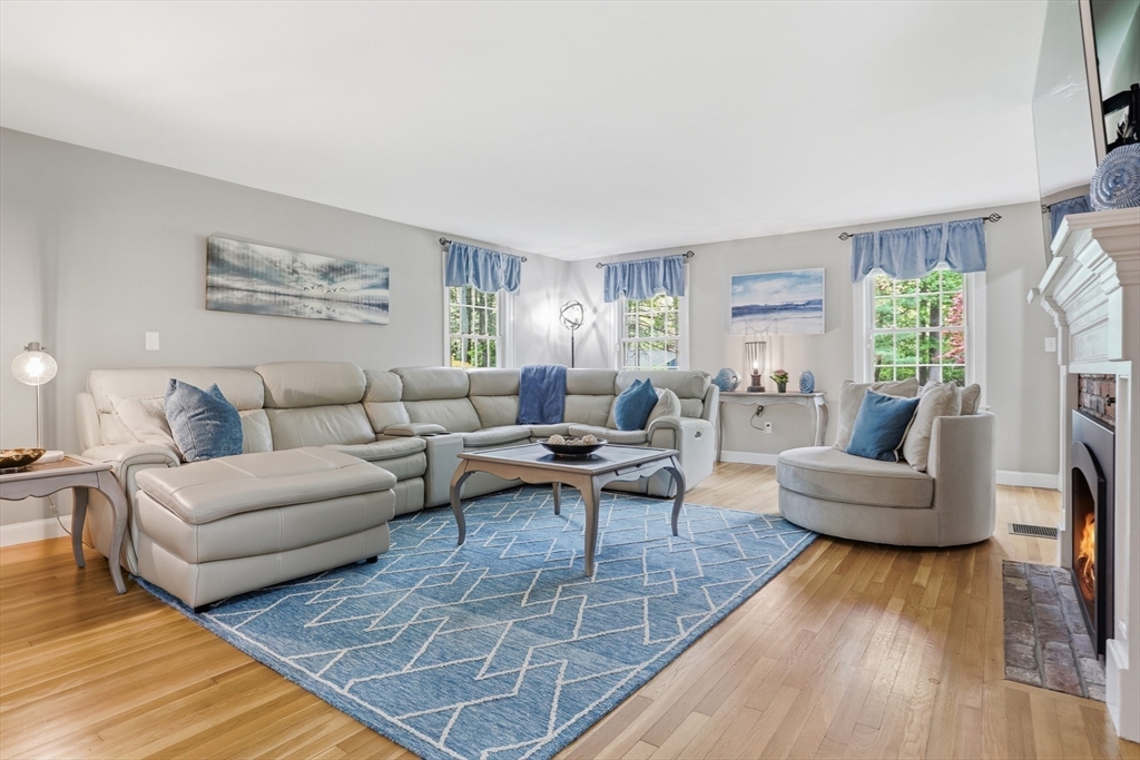 46 Hayden Lane, Bedford, MA, 46 Hayden Lane, Bedford, MA Photo #13