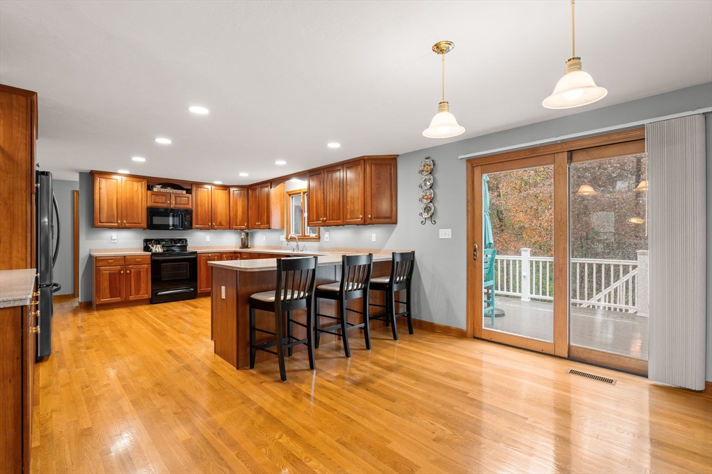 35 Stockbridge Rd