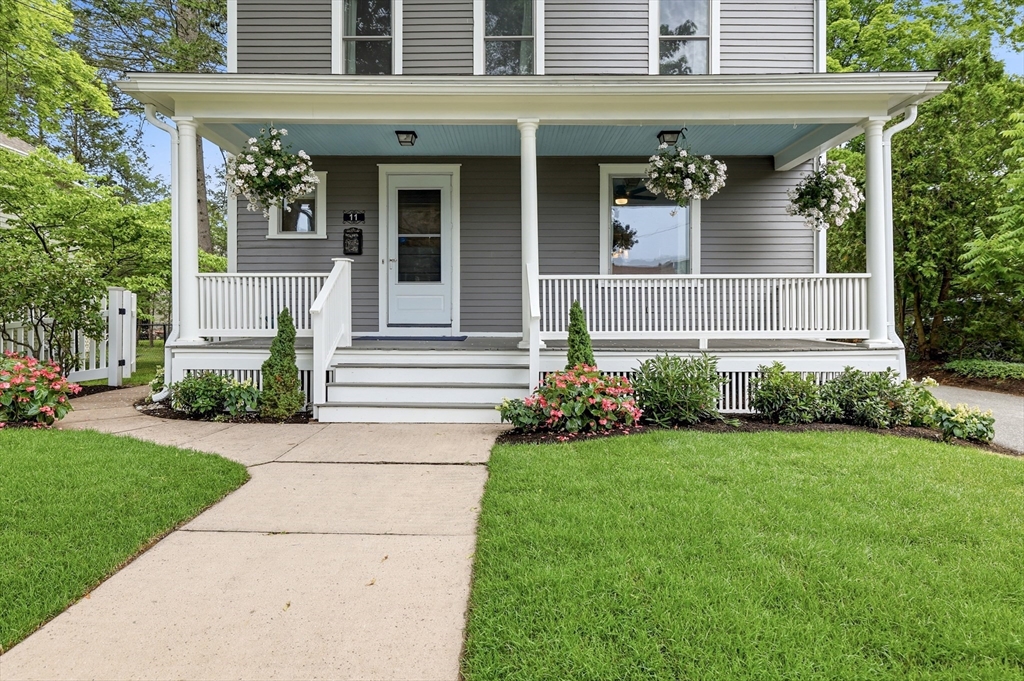 11 Plymouth Avenue