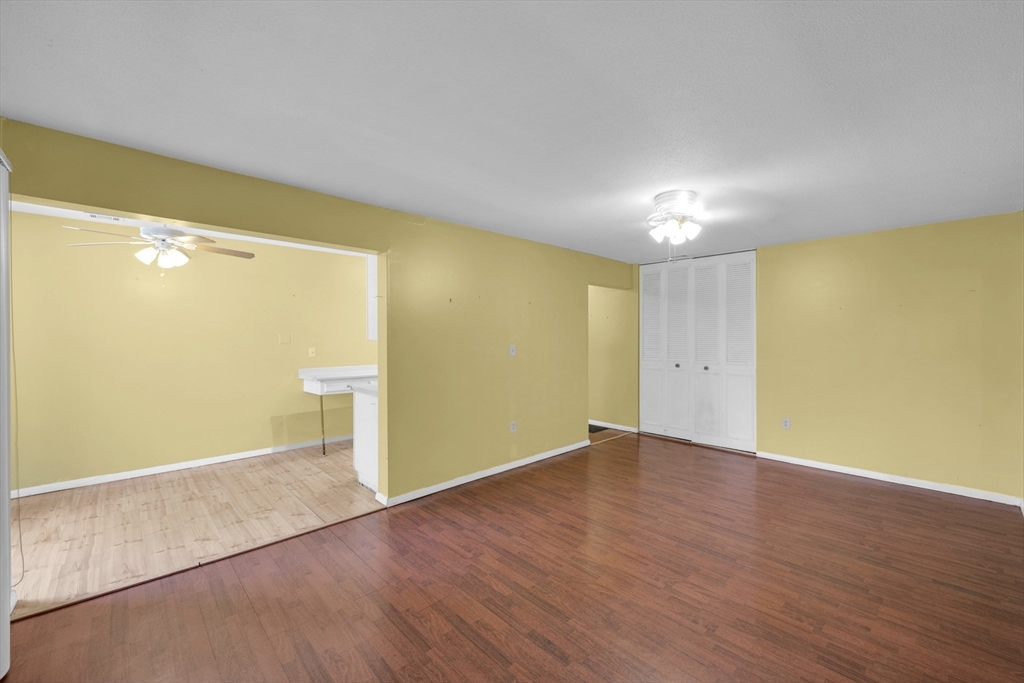 6 Shrewsbury Green Drive J