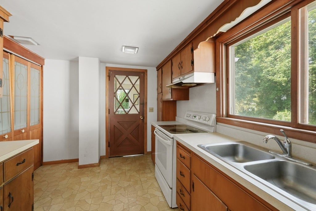 21 Job Cushing Road, Shrewsbury, MA, 21 Job Cushing Road, Shrewsbury, MA Photo #12