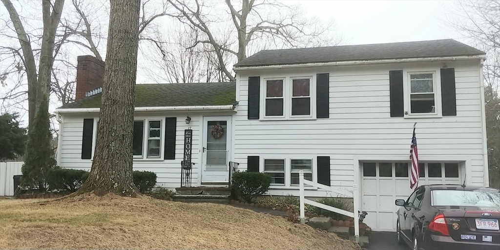 17 Pine Ridge Dr