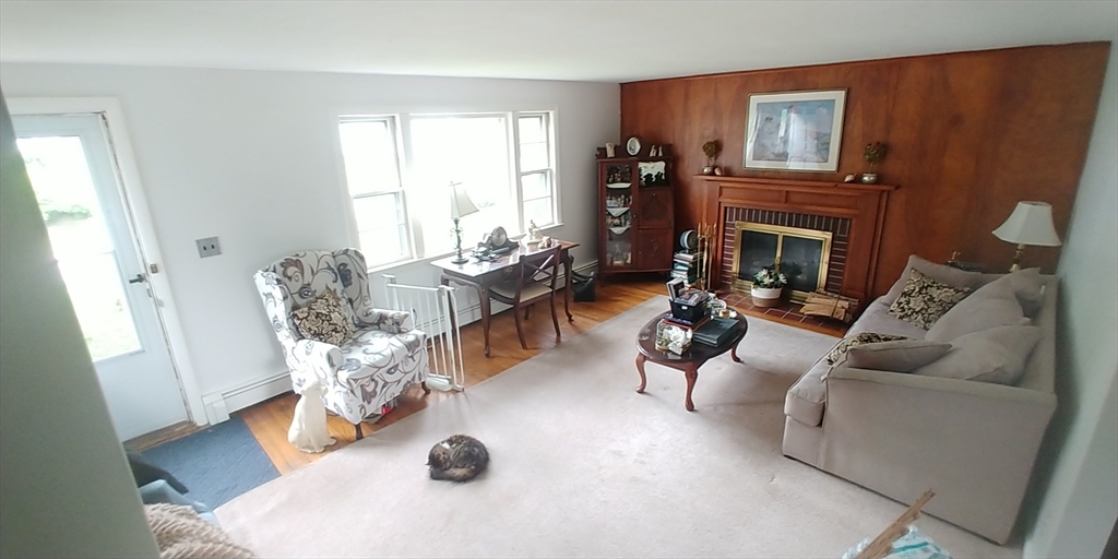 17 Pine Ridge Dr