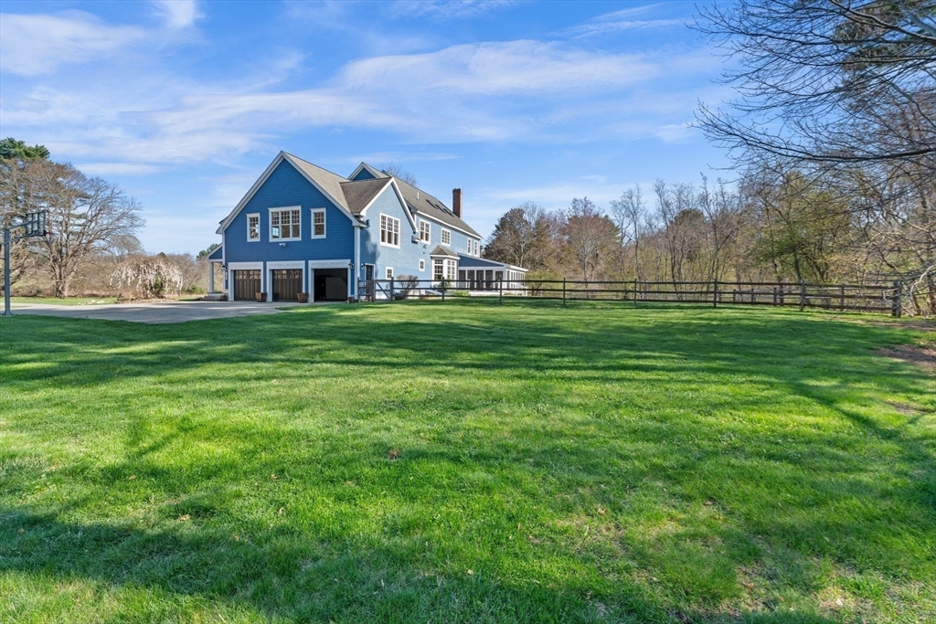 102 River Rd