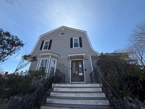 161 Grand View Ave 2 Quincy MA 02170