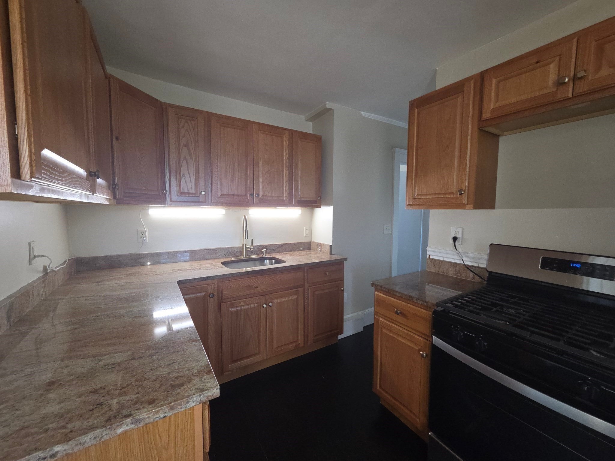 48 Prince Street #3, Salem, MA, 48 Prince Street #3, Salem, MA Photo #2