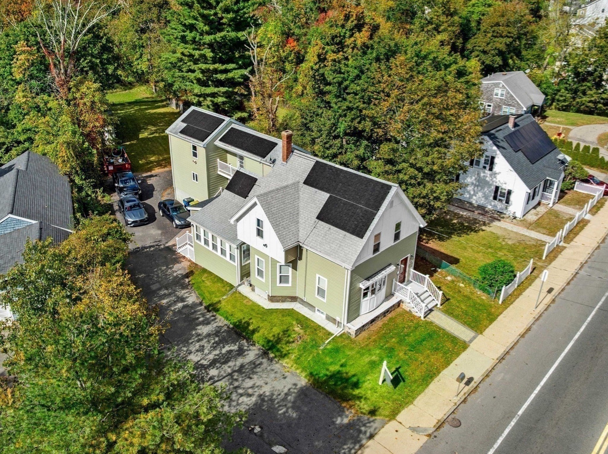 703 S Main St