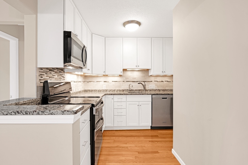 273 Cambridge Rd 408