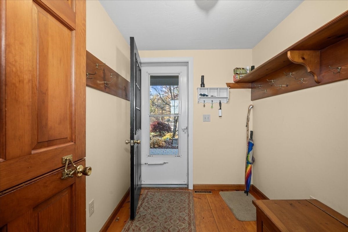 84 Tower Hill Rd