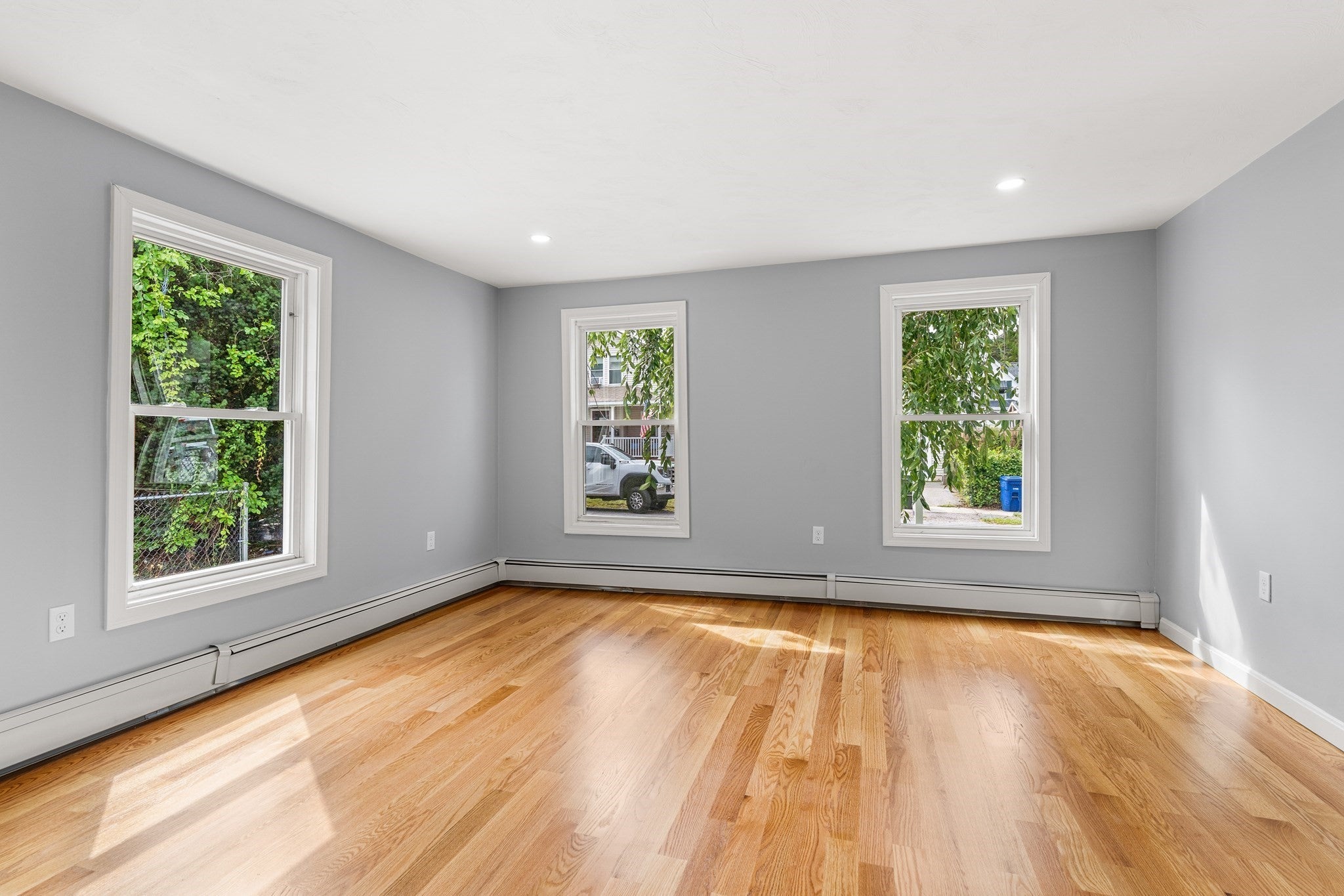 11 Lorenzo St, Leominster, MA Photo #5