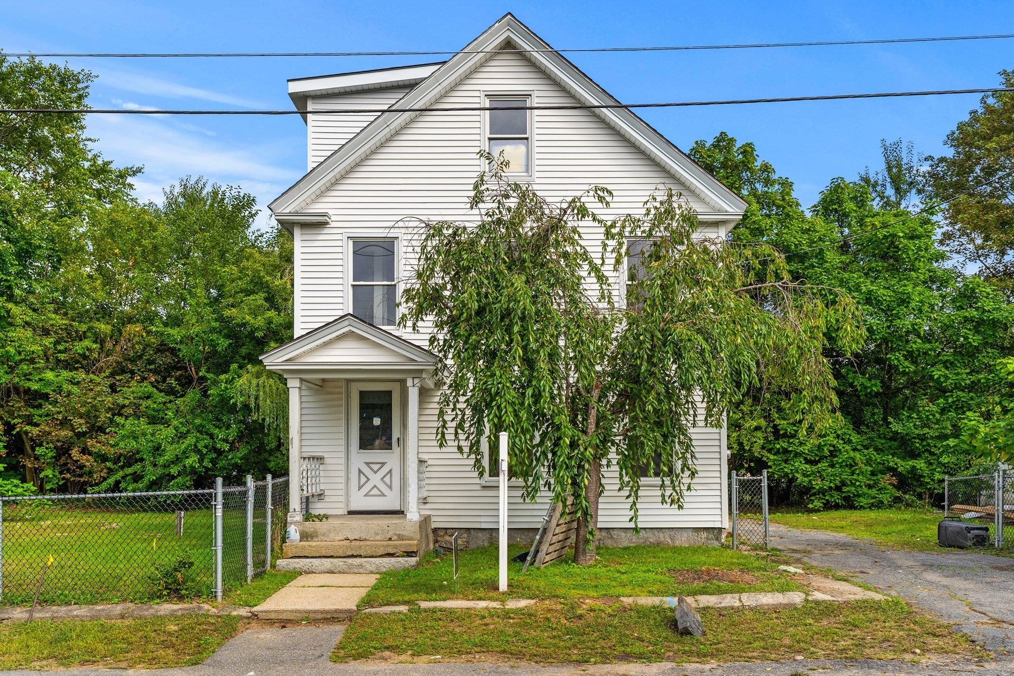 11 Lorenzo St, Leominster, MA Photo #1