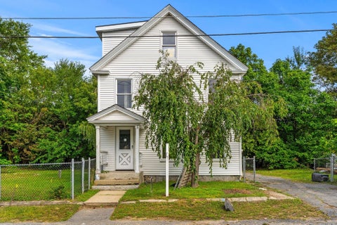 Photo of 11 Lorenzo St, Leominster, MA 01453 (MLS # 73572314)