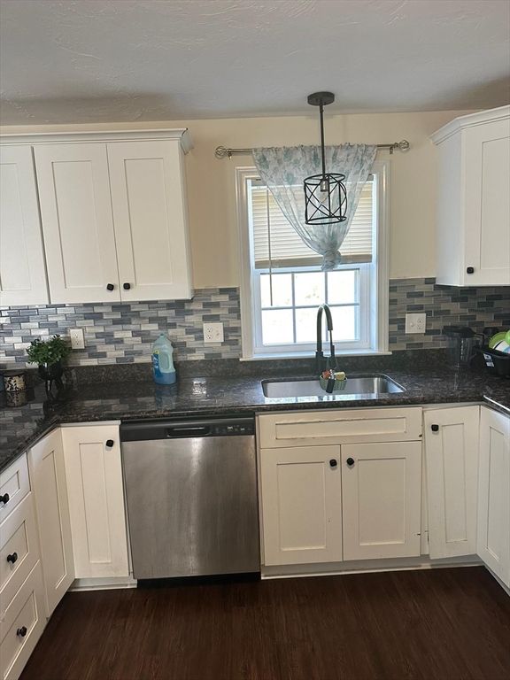 5 Snowberry Cir