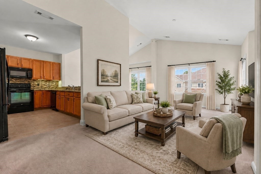 631 East St #M202, Mansfield, MA Photo #5