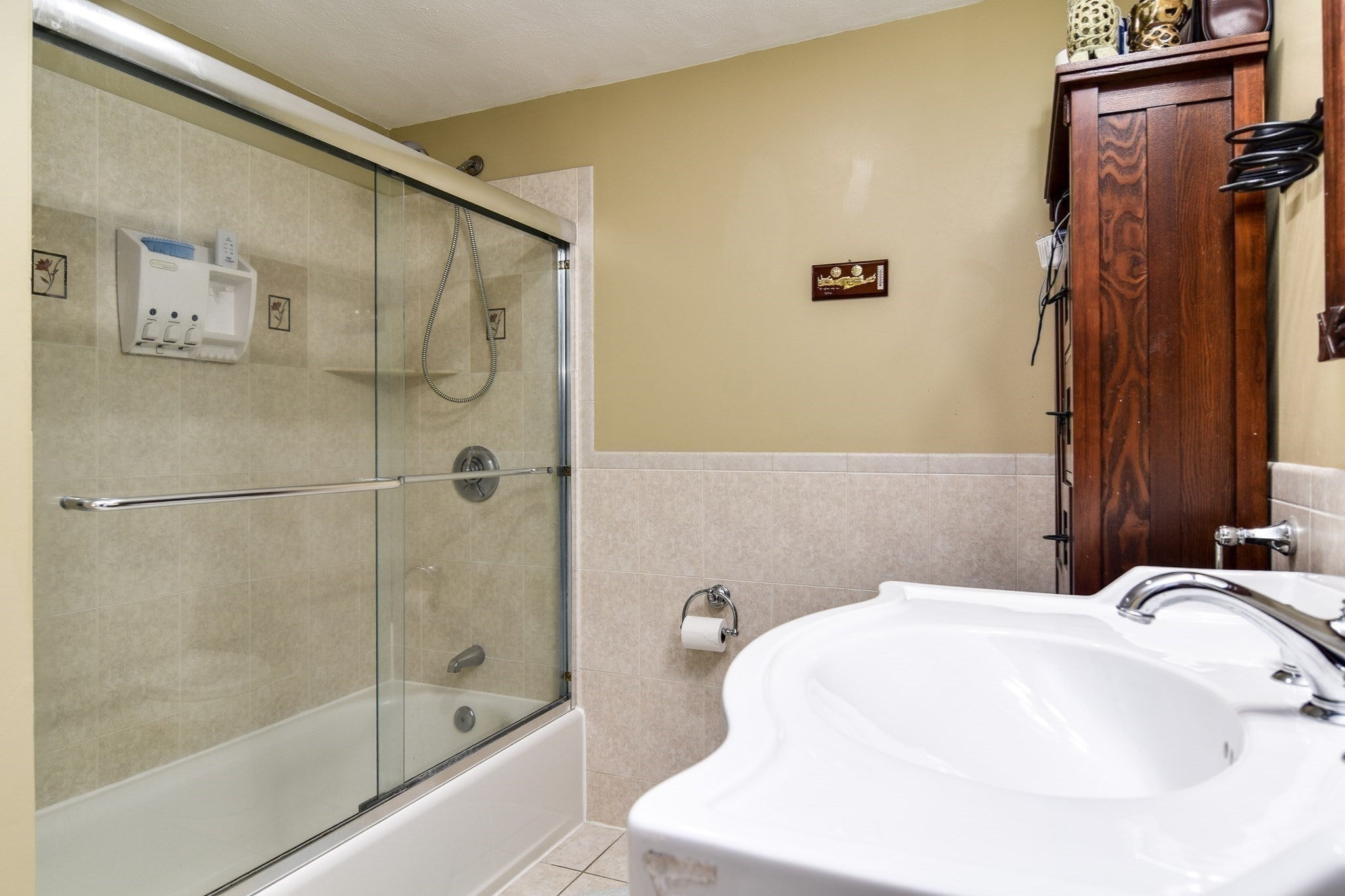 202 Boston Post Rd, Wayland, MA Photo #24