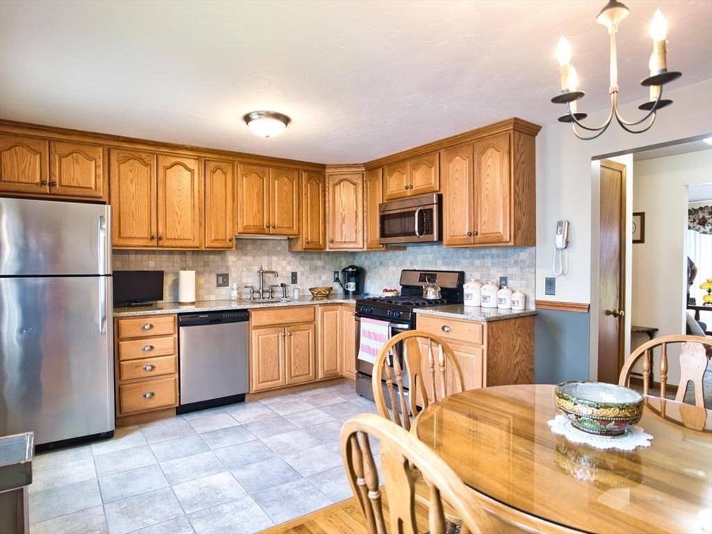 74 Terri Marie Way 6