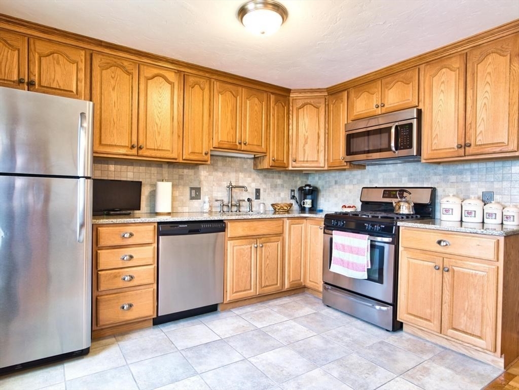 74 Terri Marie Way 6