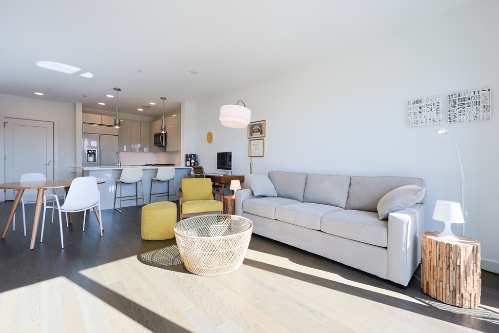 65 Lewis Street PH03