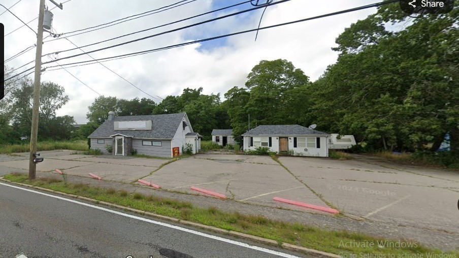 890 State Rd