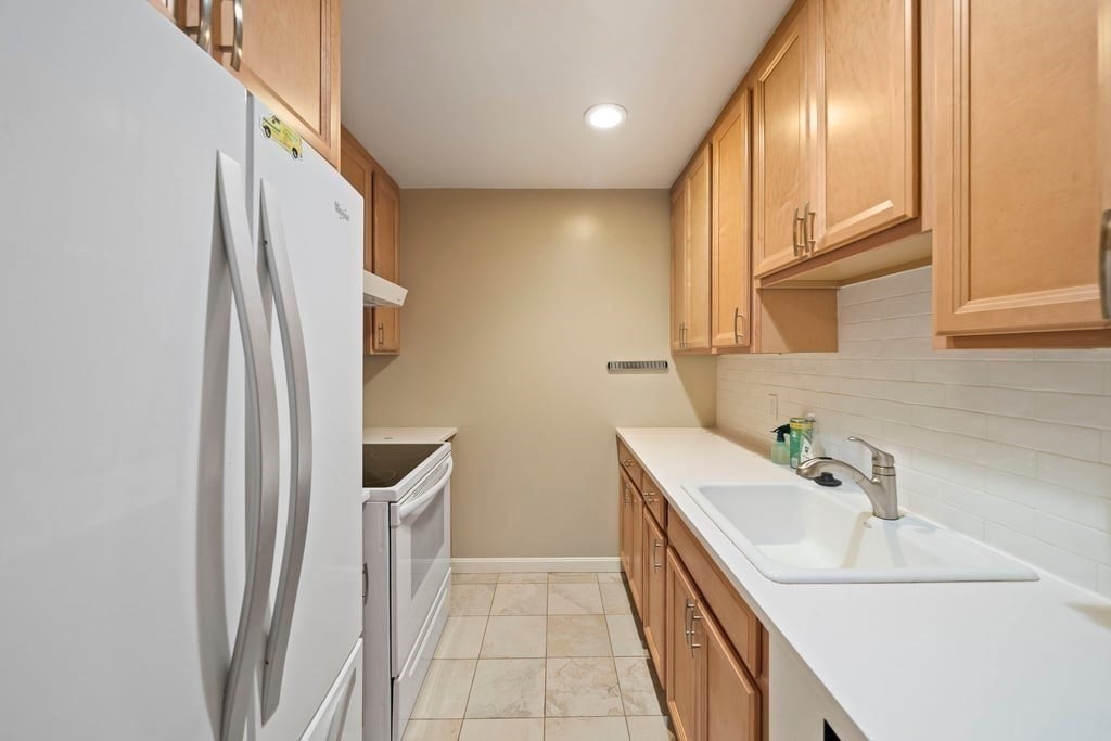 350 West Fourth Street #209, Boston, MA, 350 West Fourth Street #209, Boston, MA Photo #6