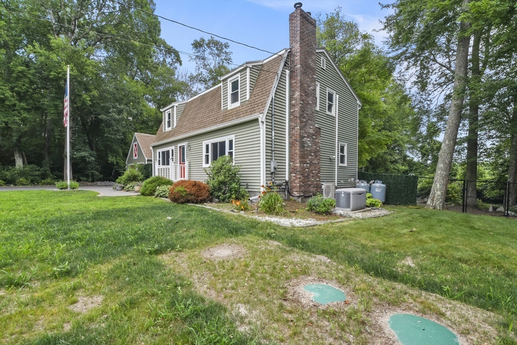 2685 Maple Swamp Road
