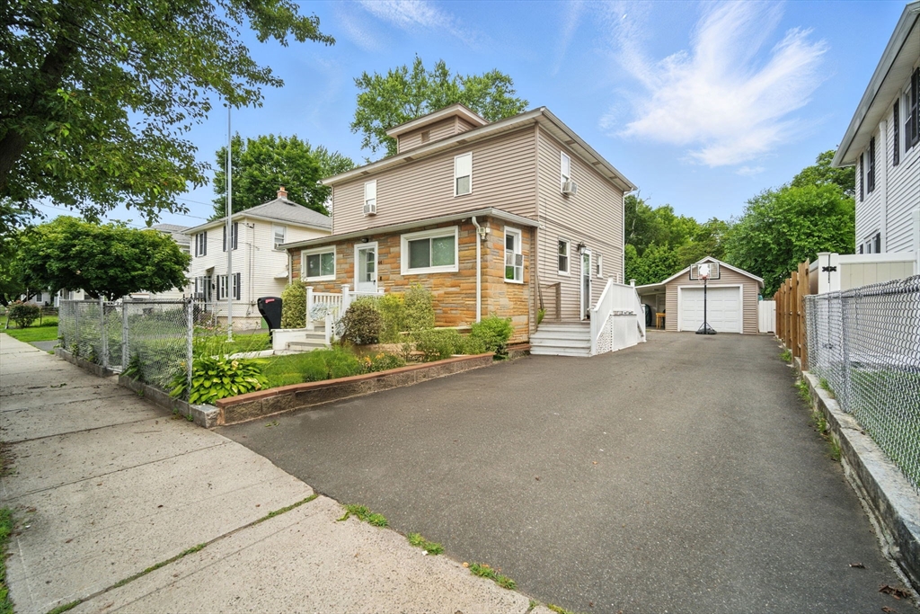 44 Charpentier Blvd