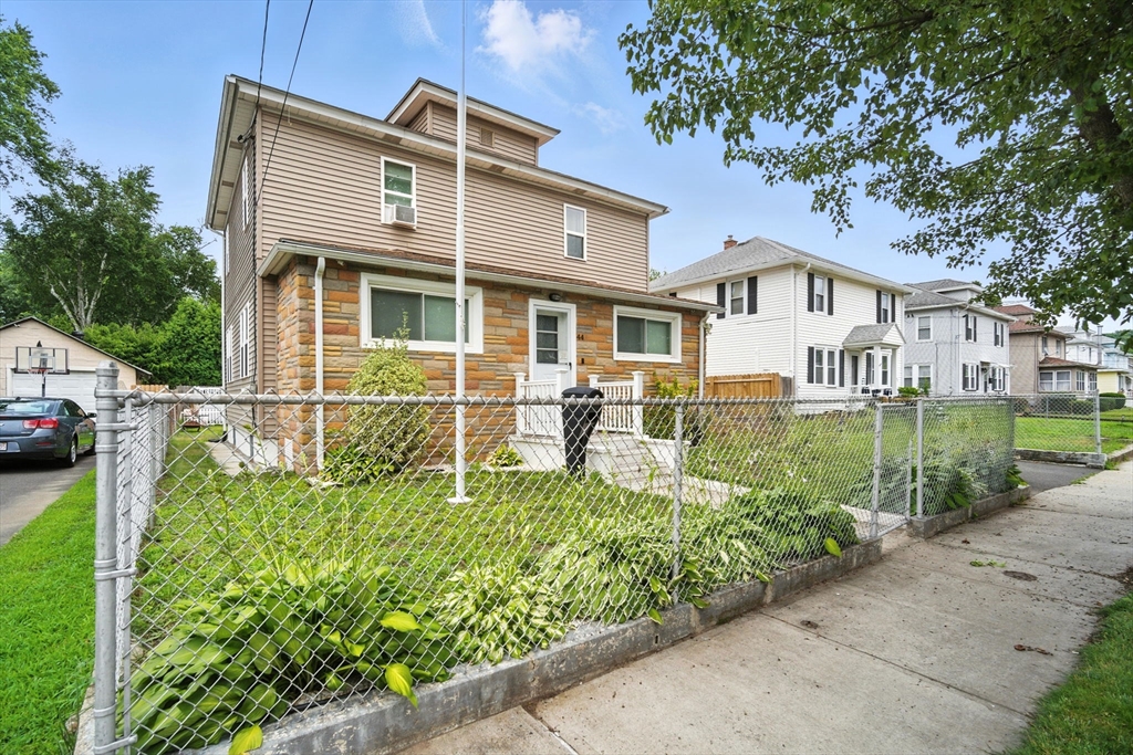 44 Charpentier Blvd
