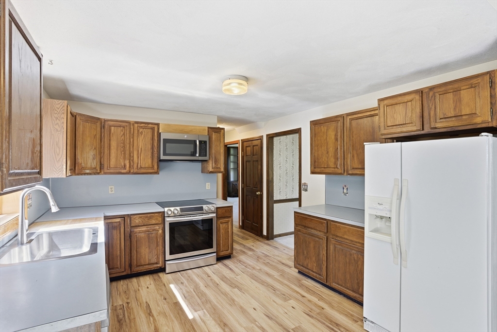 3 Checkerberry Lane, Littleton, MA, 3 Checkerberry Lane, Littleton, MA Photo #10