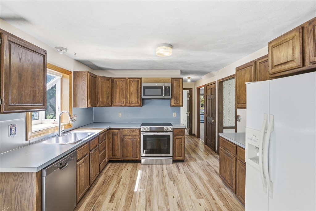 3 Checkerberry Lane, Littleton, MA, 3 Checkerberry Lane, Littleton, MA Photo #9