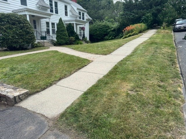 1-3 Tahanto Rd, Worcester, MA, 1-3 Tahanto Rd, Worcester, MA Photo #2