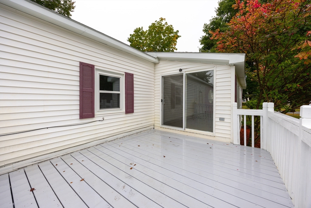 38 Lorna St