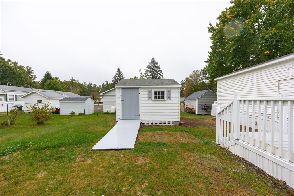 38 Lorna St