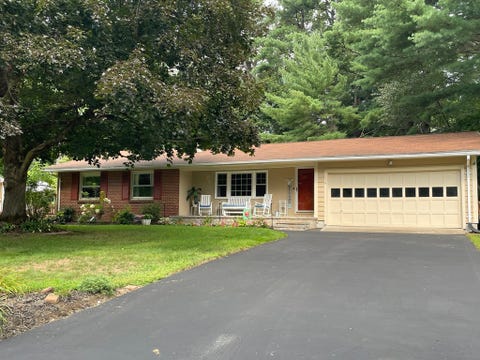 Photo of 6 Meadowbrook Rd, Springfield, MA 01128 (MLS # 73568061)