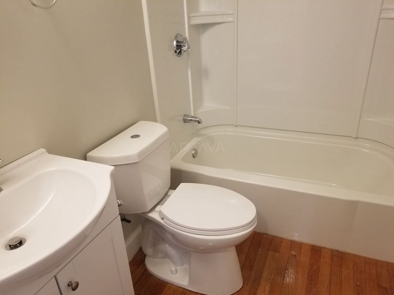 35 Whitfield Rd #3, Somerville, MA Photo #7