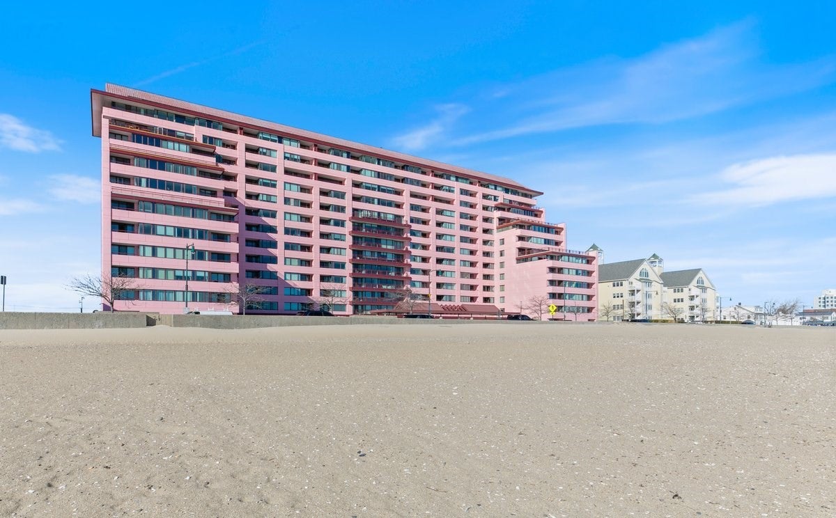 Photo of 350 Revere Beach Blvd, Revere, MA